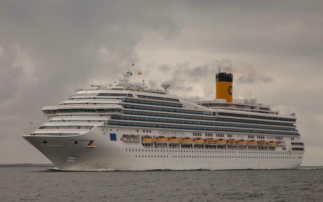 «Costa Fortuna» вынужденно совершает заход в Гетеборг. «Costa Fortuna» вынужденно совершает заход в Гетеборг.